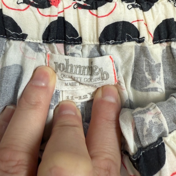 Johnnie B: Girls Black / White Cat Printed Shorts, Size 11-12Y - Picture 4 of 11